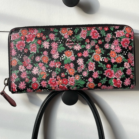 Coach Sierra Posey Cluster Floral Satchel, Wallet & Pink Wide Scallop Edge Strap - Picture 13 of 17